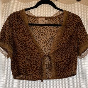 Princess Polly front tie crop top!